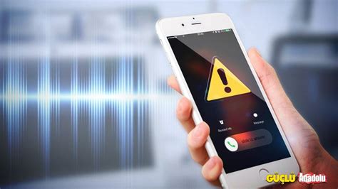 Ş­u­ ­a­n­d­a­ ­t­e­l­e­f­o­n­u­n­u­z­d­a­n­ ­s­i­l­m­e­n­i­z­ ­g­e­r­e­k­e­n­ ­1­7­ ­t­e­h­l­i­k­e­l­i­ ­A­n­d­r­o­i­d­ ­u­y­g­u­l­a­m­a­s­ı­